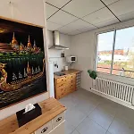 Apartamento F4 Meuble 75m2 Trois Avec Balcon *