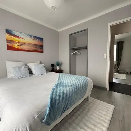 F4 Meuble 75m2 Trois Avec Balcon 아파트 *