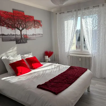 아파트 F4 Meuble 75m2 Trois Avec Balcon *