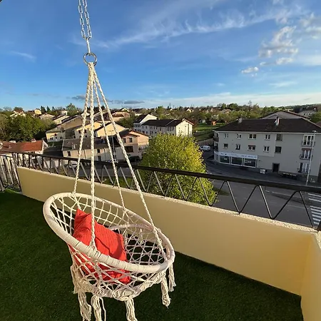 F4 Meuble 75m2 Trois Avec Balcon 비텔