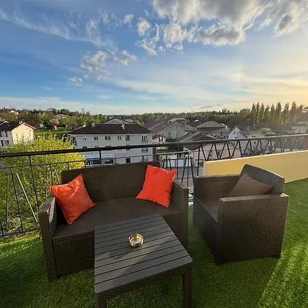F4 Meuble 75m2 Trois Avec Balcon 아파트 비텔