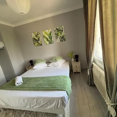 F4 Meuble 75m2 Trois Avec Balcon 아파트 비텔