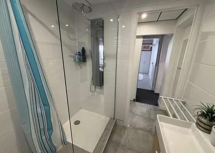 F4 Meuble 75m2 Trois Avec Balcon *